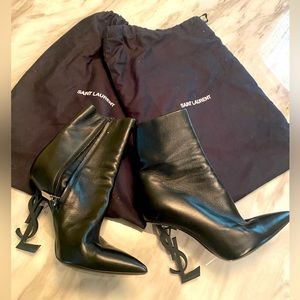 Original YSL in BLACK LEATHER WITH BLACK HEELS !!!!